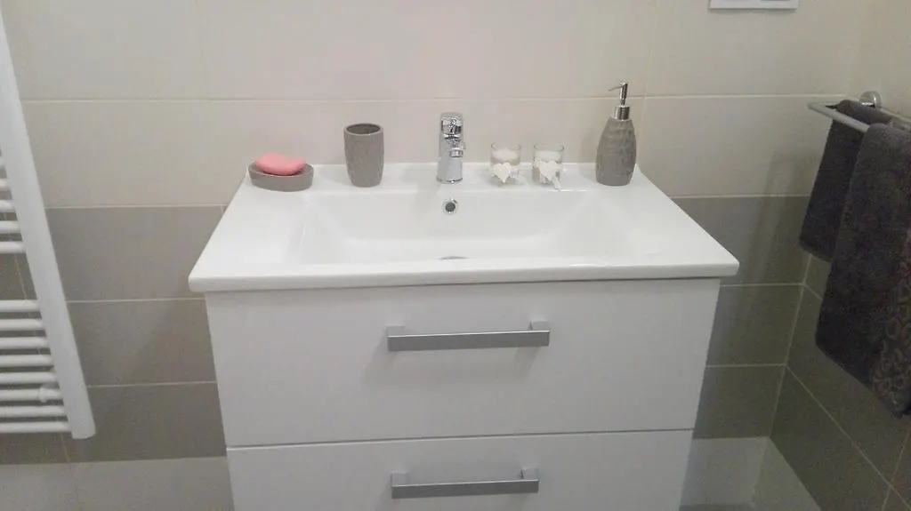 Apartment Jakubska 676 Praga Czechy