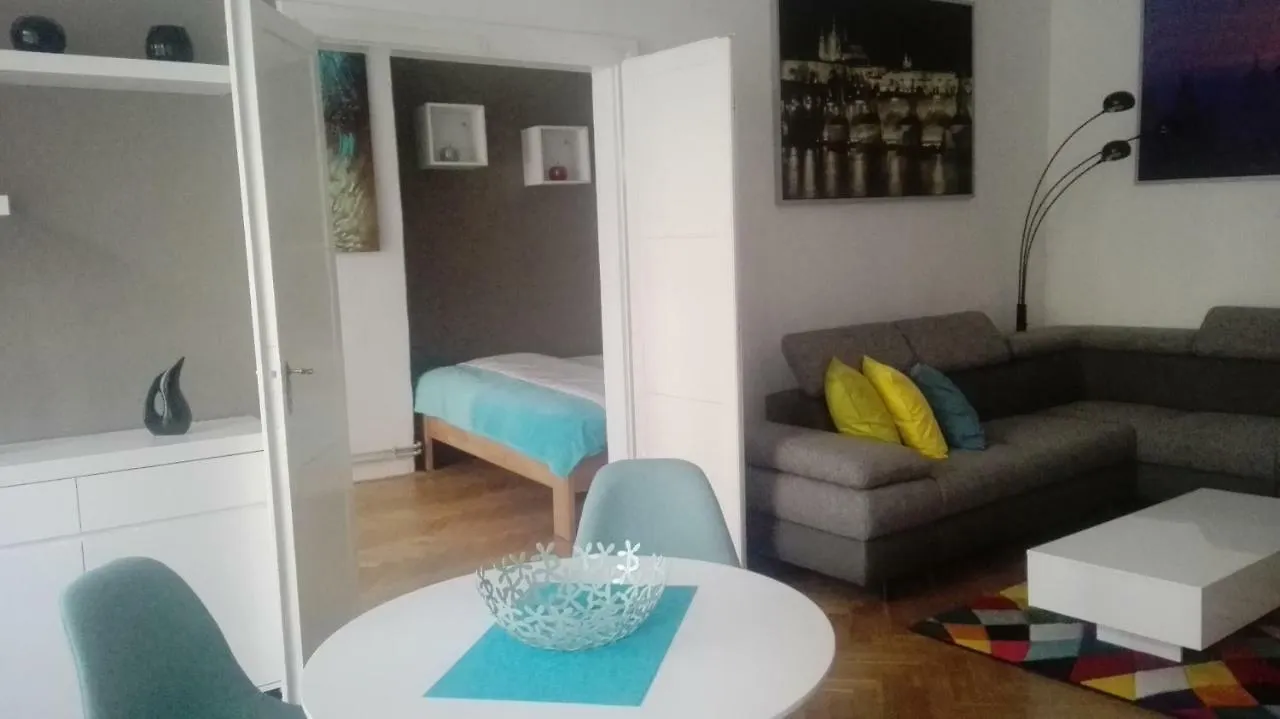 Apartment Jakubska 676 Praga 0*,
