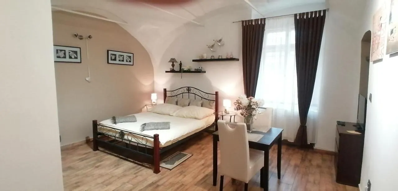 Apartment Jakubská 676 Prága