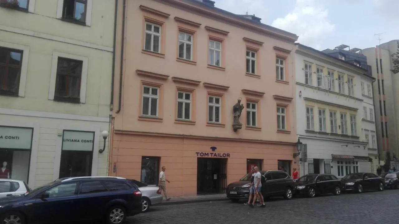 Apartment Jakubská 676 Prága